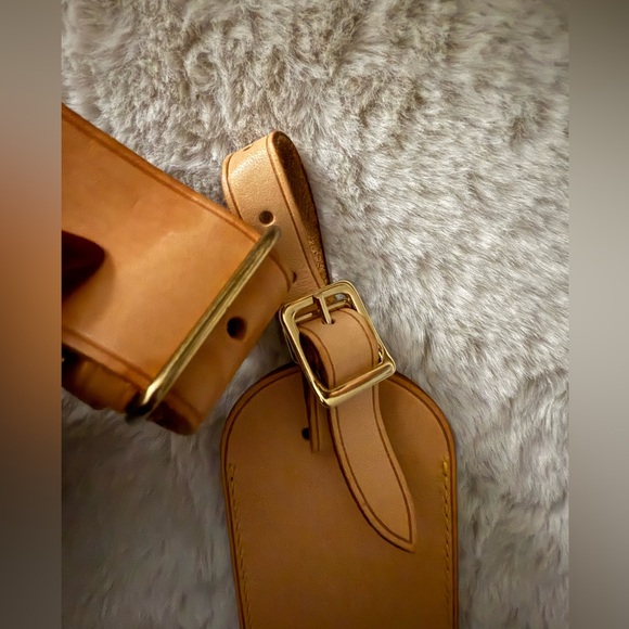 Louis Vuitton Tan Leather Bag Tag - Picture 3 of 3